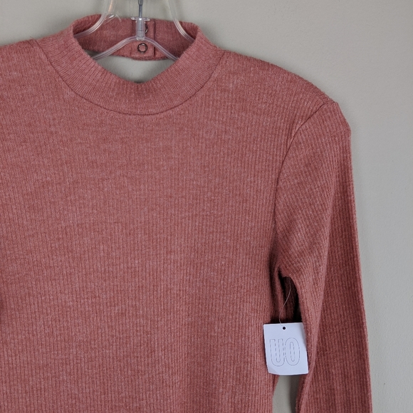 Urban Outfitters | Coral Mock Neck Romper - E78 - Picture 3 of 7